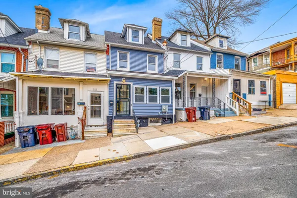 $3,300 | 515 Delamore Place, Wilmington, DE 19805