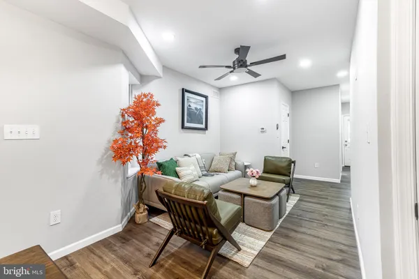 $3,300 | 515 Delamore Place, Wilmington, DE 19805