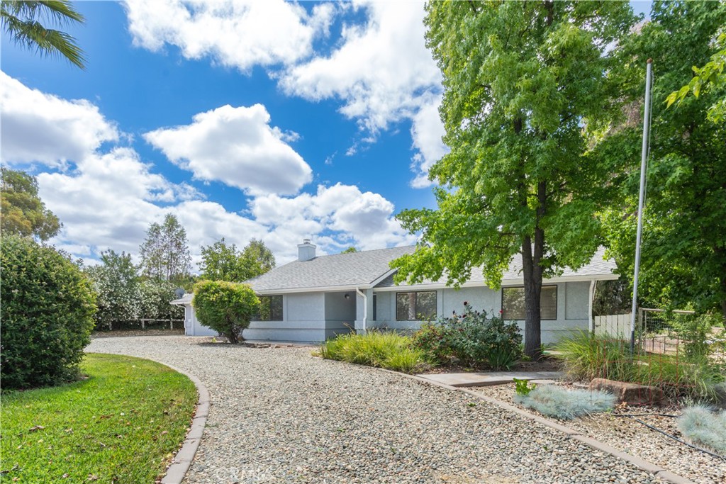 6825 Chardonnay Road Paso Robles, CA 93446 - Photo 2 of 18 6825 Chardonnay