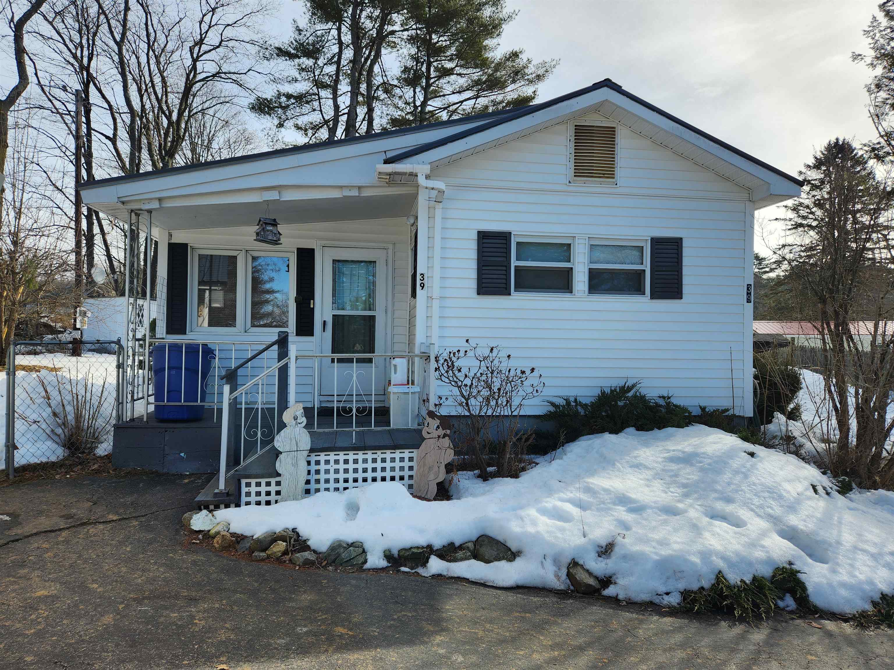 39 Perkins Road, Unit 54 Belmont, NH 03220 - Photo 3 of 40 Gallery Image 3