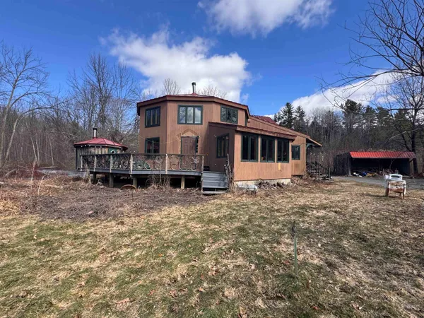 $330,000 | 652 Lewis Creek Road, Hinesburg, VT 05461