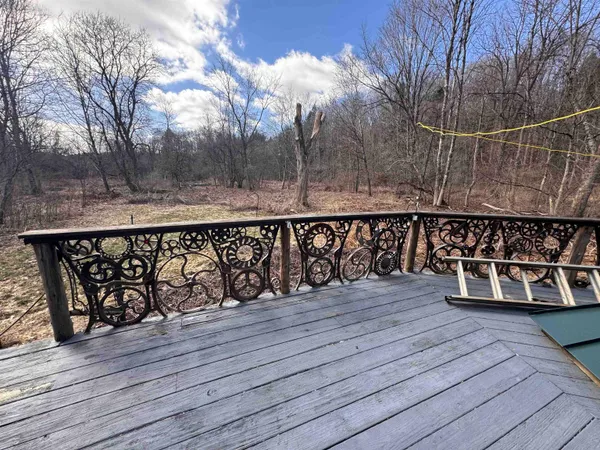 $330,000 | 652 Lewis Creek Road, Hinesburg, VT 05461