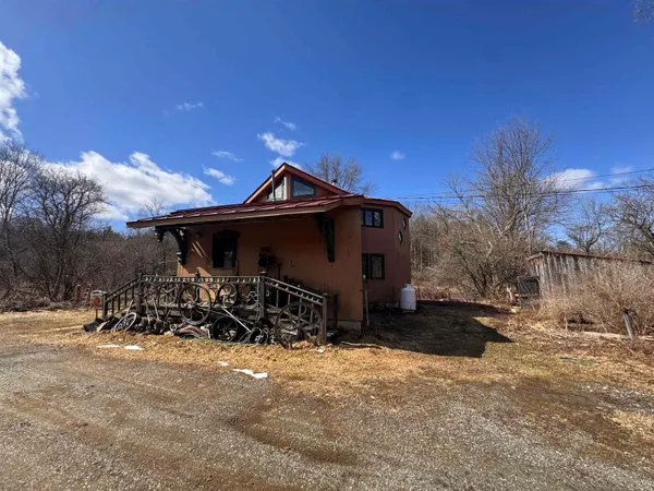 $330,000 | 652 Lewis Creek Road, Hinesburg, VT 05461