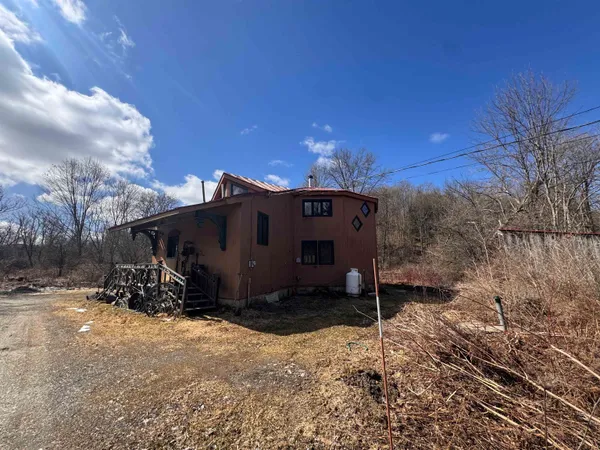 $330,000 | 652 Lewis Creek Road, Hinesburg, VT 05461