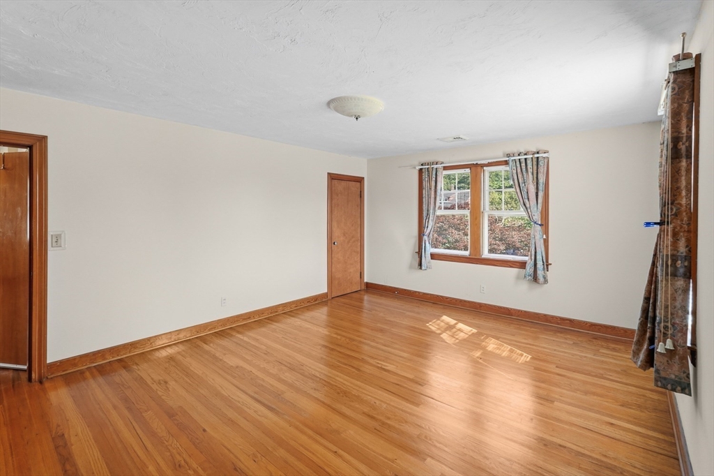 77 West Main Street Dudley, MA 01571 - Photo 40 of 42
