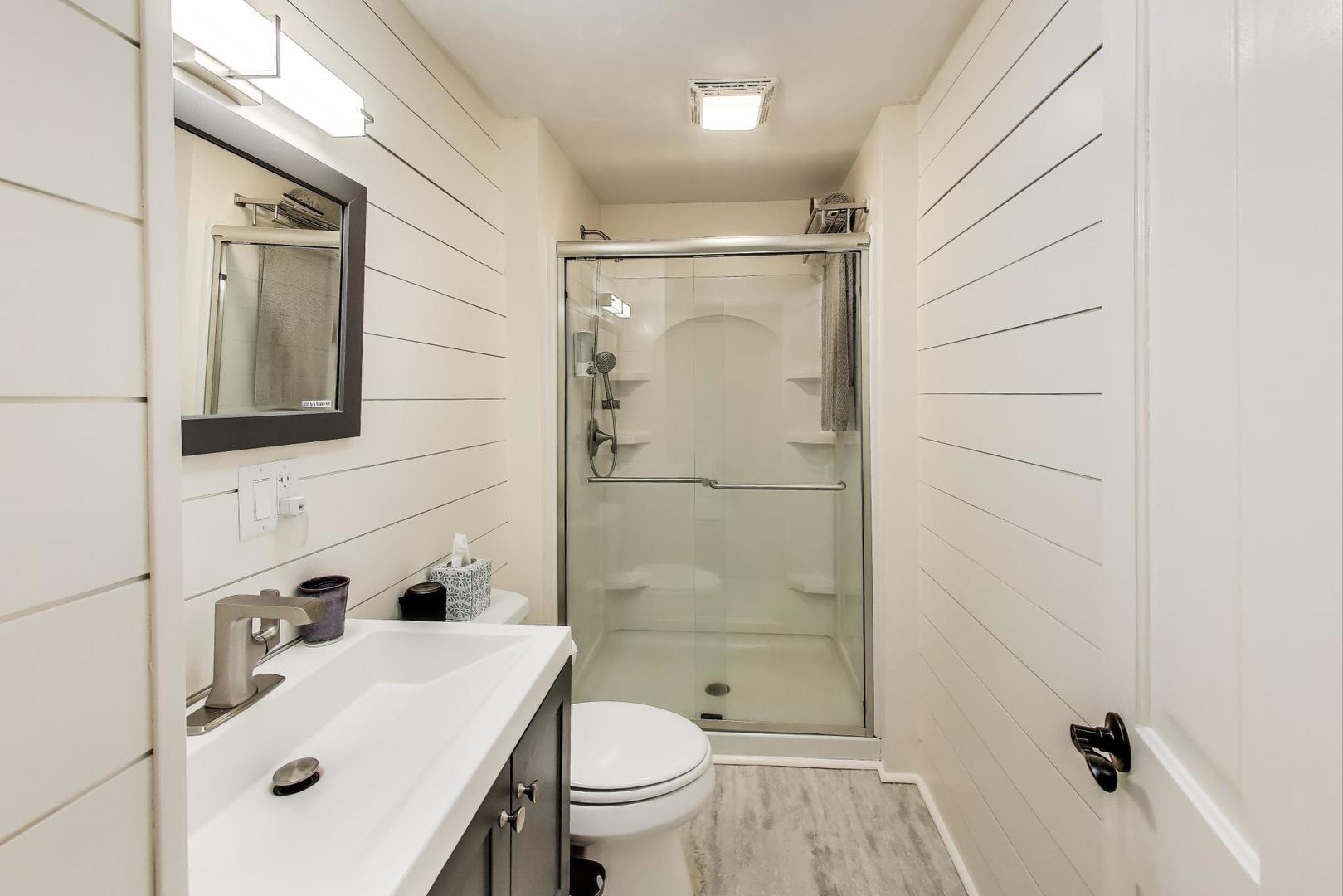 4608 Alden Road Woodstock, IL 60098 - Photo 23 of 42 a bathroom with a sink toilet and shower