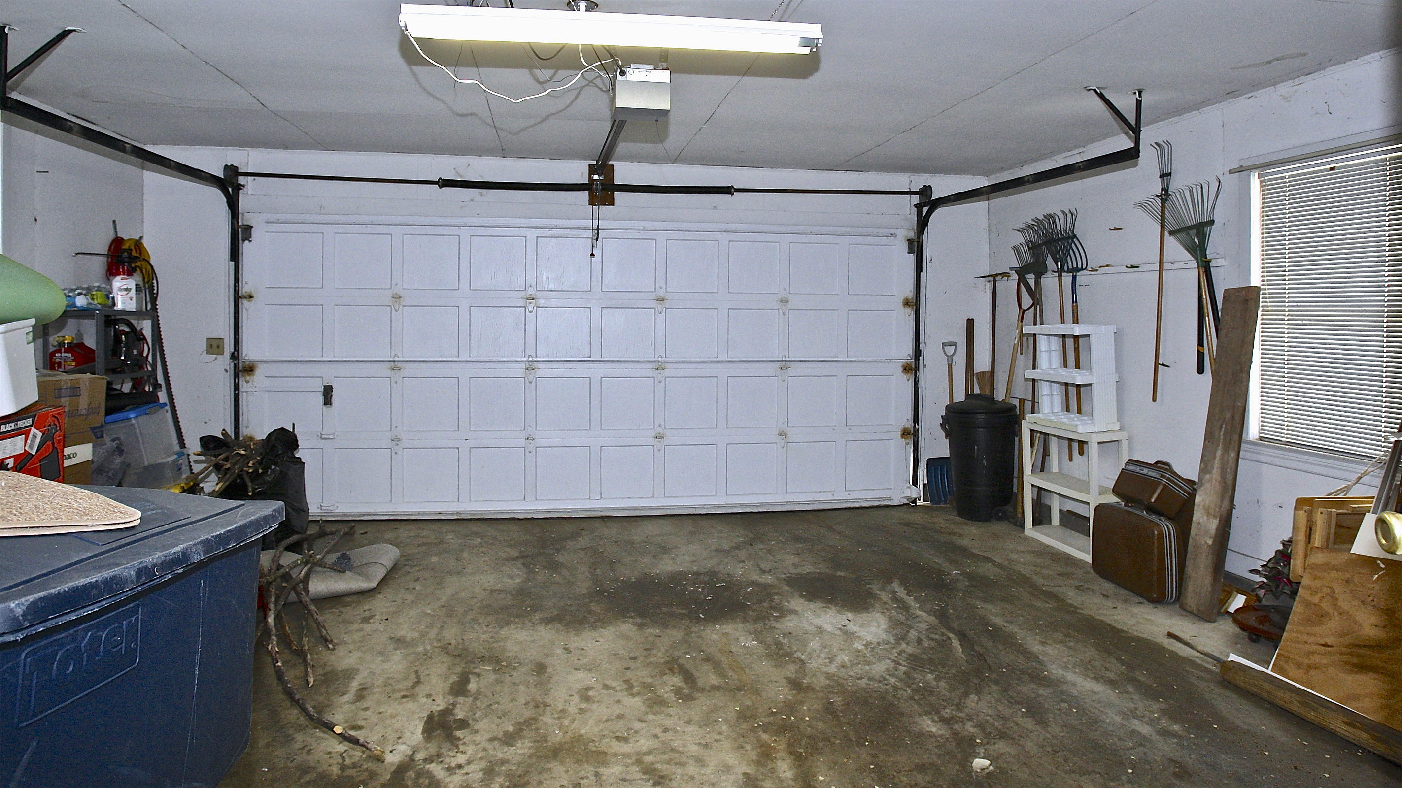 3833 Darlington Road Southwest Roanoke, VA 24018 - Photo 41 of 47 2 car garage