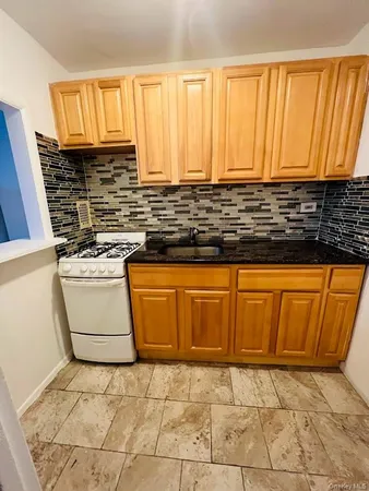 $1,800 | 2181 Starling Avenue, Unit 5D | Parkchester