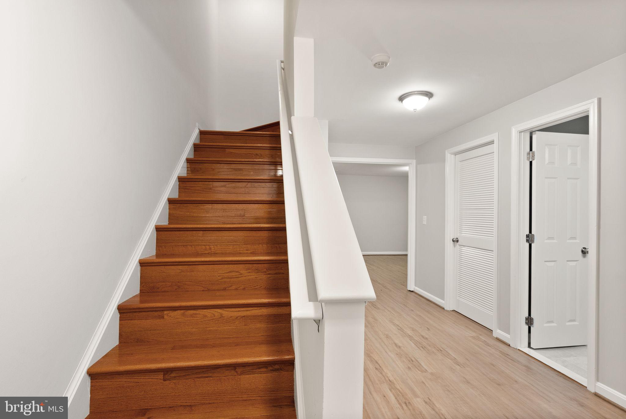 12056 Edgemere Circle Reston, VA 20190 - Photo 49 of 64