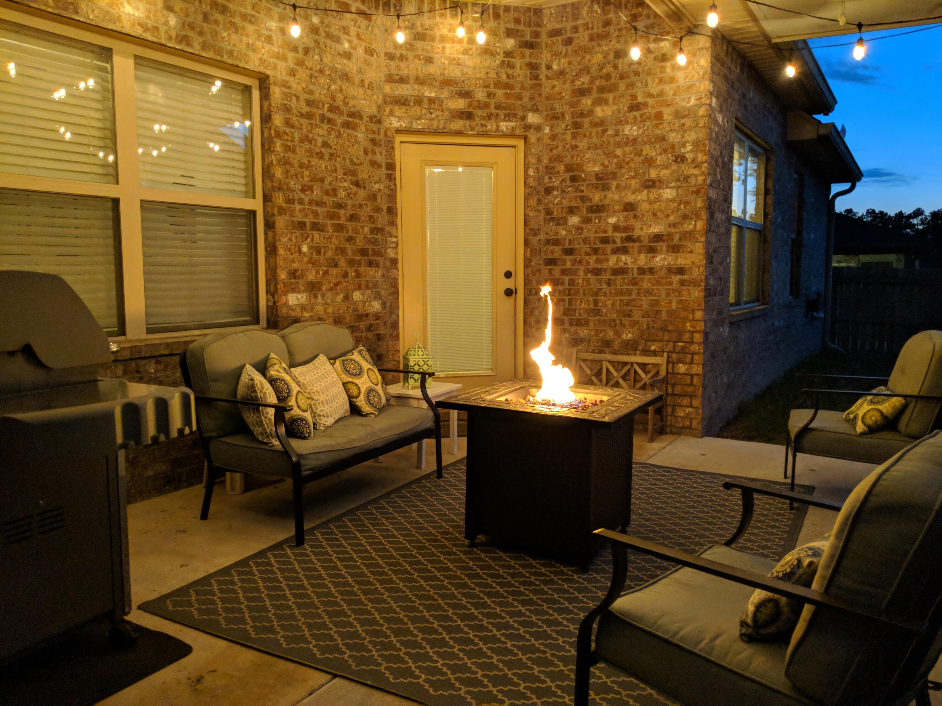 4639 Hermosa Road Crestview, FL 32539 - Photo 17 of 18 a building outdoor space with patio furniture
