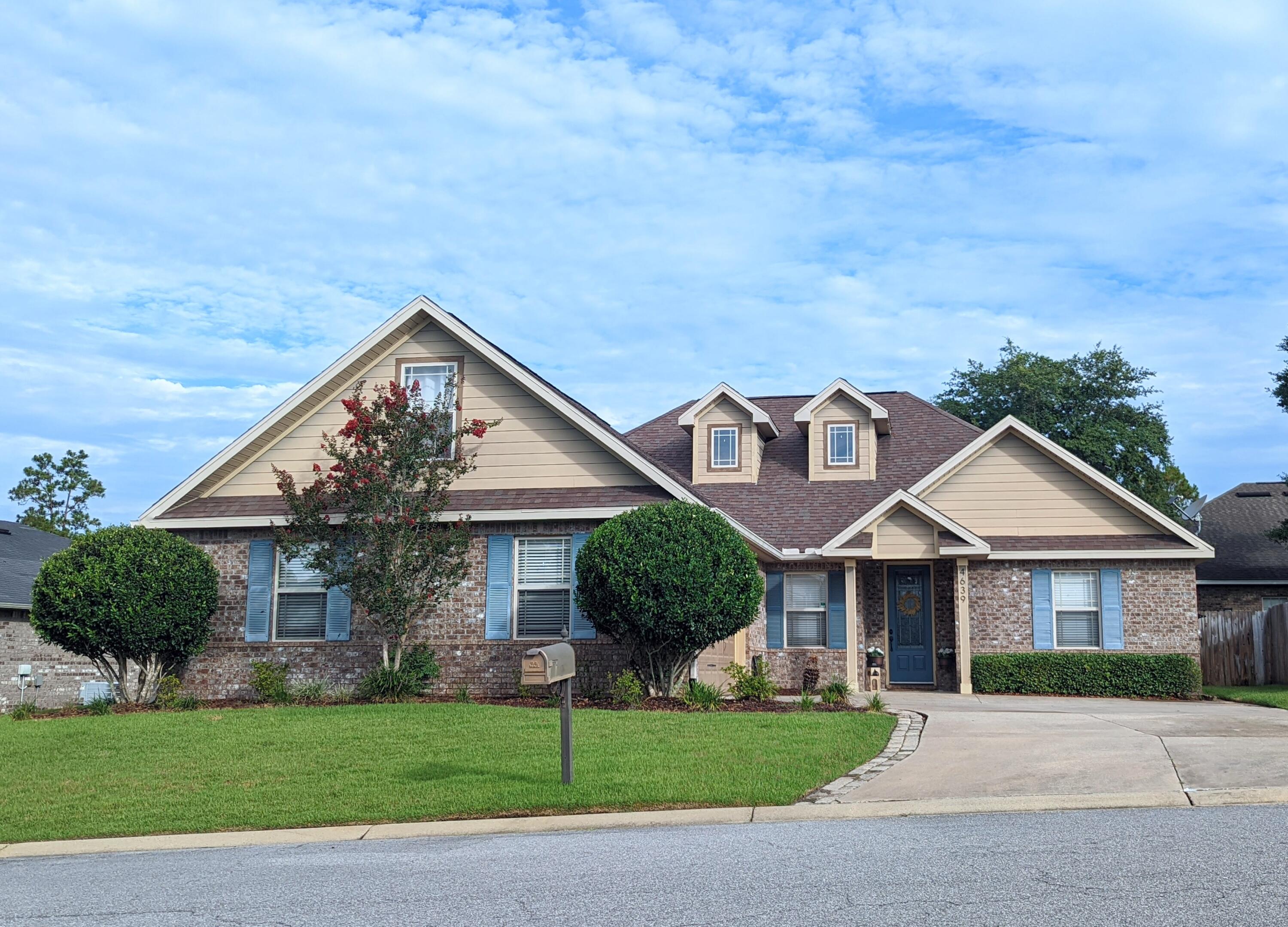 4639 Hermosa Road Crestview, FL 32539 - Photo 18 of 18 a front view of a house with a yard