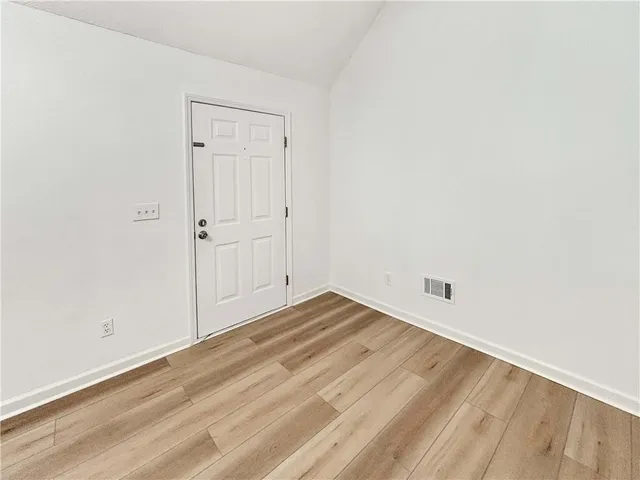 $2,000 | 5907 Brookside Drive Southeast, Mableton, GA 30126