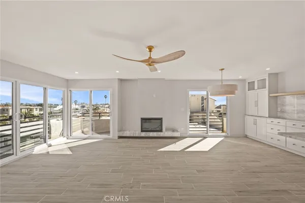 $6,000 | 1 62nd Place, Unit 404, Long Beach, CA 90803
