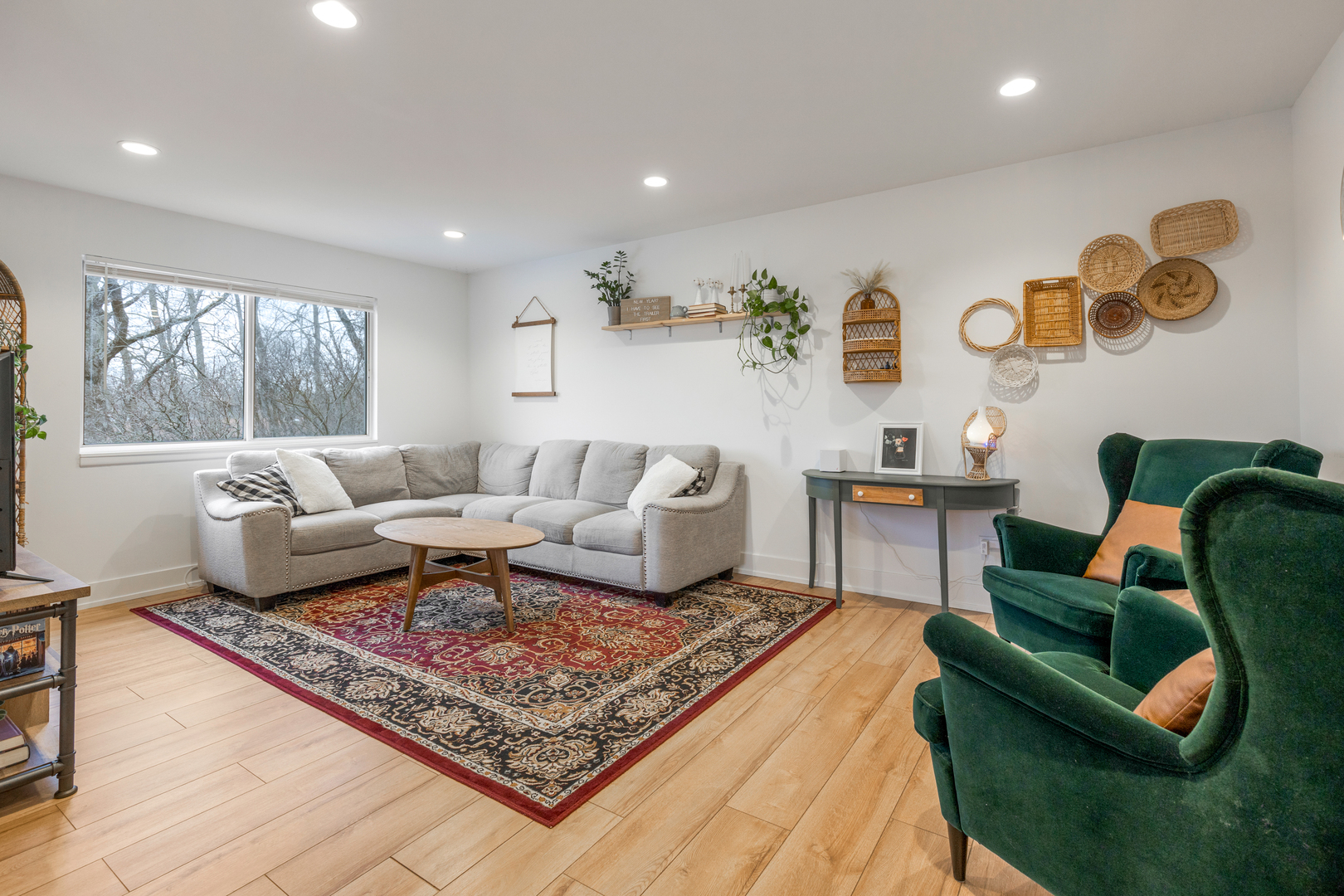 77 Pine Circle Cary, IL 60013 - Photo 6 of 13 a living room with furniture rug and window