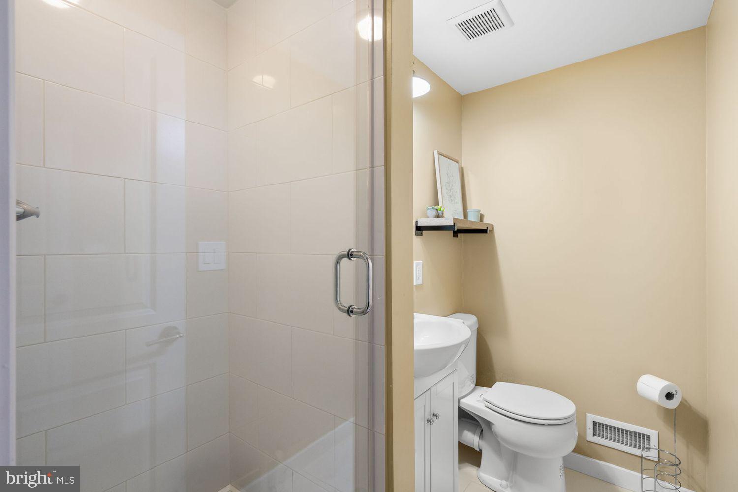 1321 Ellsworth Street Philadelphia, PA 19147 - Photo 37 of 43