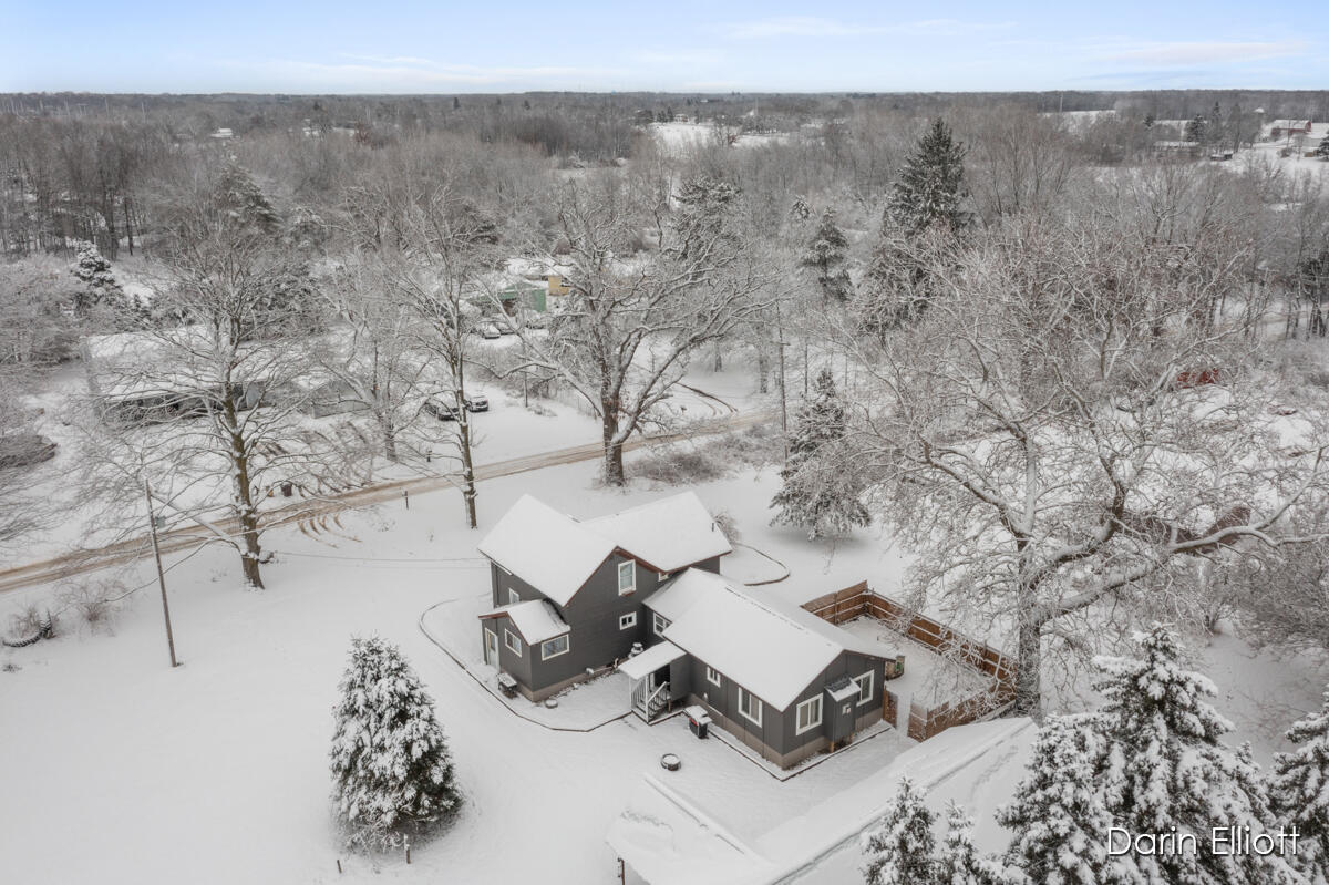 1891 Dick Road Ionia, MI 48846 - Photo 4 of 58 IMG_1005