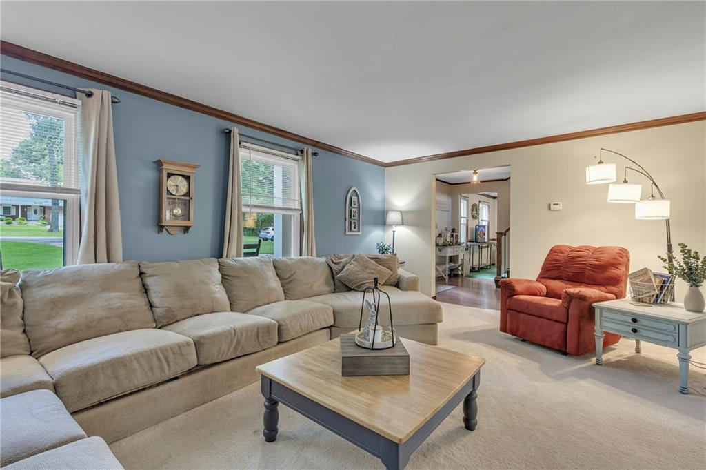 960 Edgewood Road Beaver Falls, PA 15010 - Photo 3 of 50 Living Room