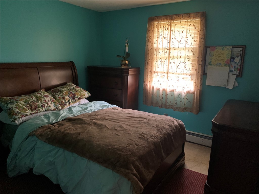 17 Burlingame Road Smithfield, RI 02917 - Photo 14 of 15 Bed 3