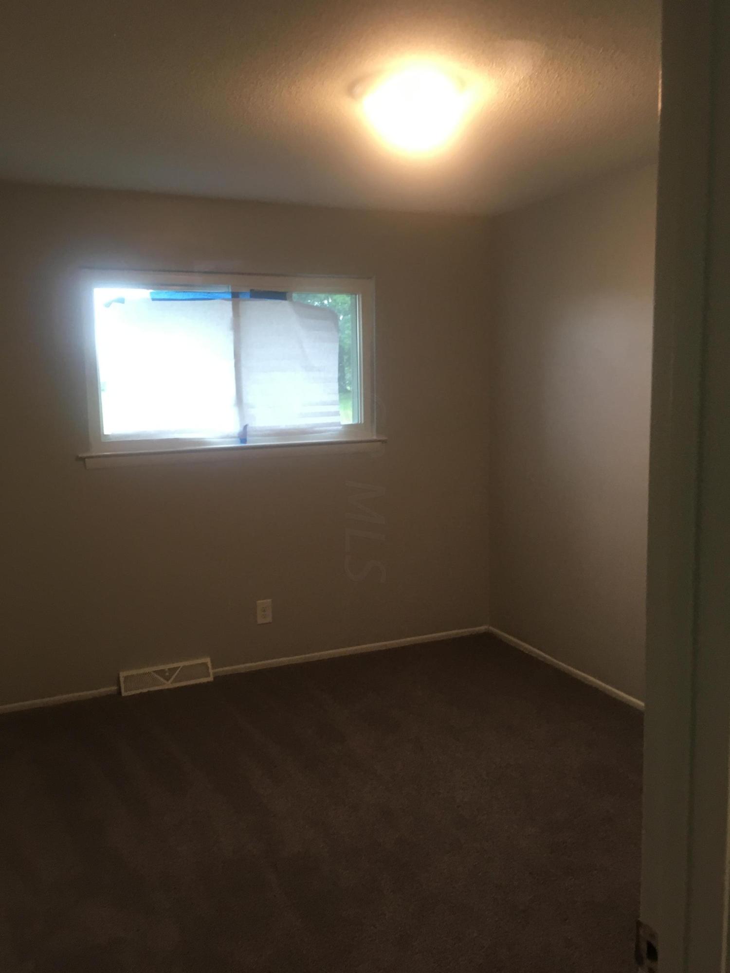 5130 Refugee Road Columbus, OH 43232 - Photo 7 of 12 Gallery Image 7