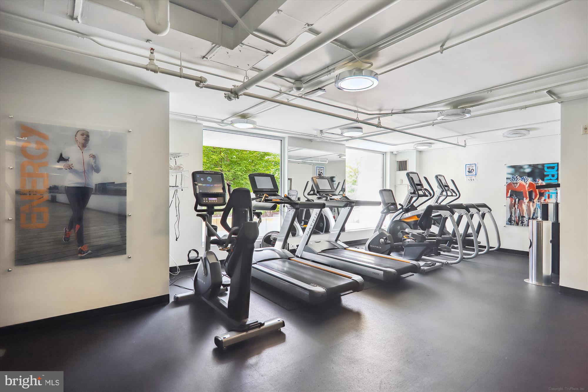 5101 River Road, Unit 602 Bethesda, MD 20816 - Photo 27 of 35 a view of a room with gym equipment