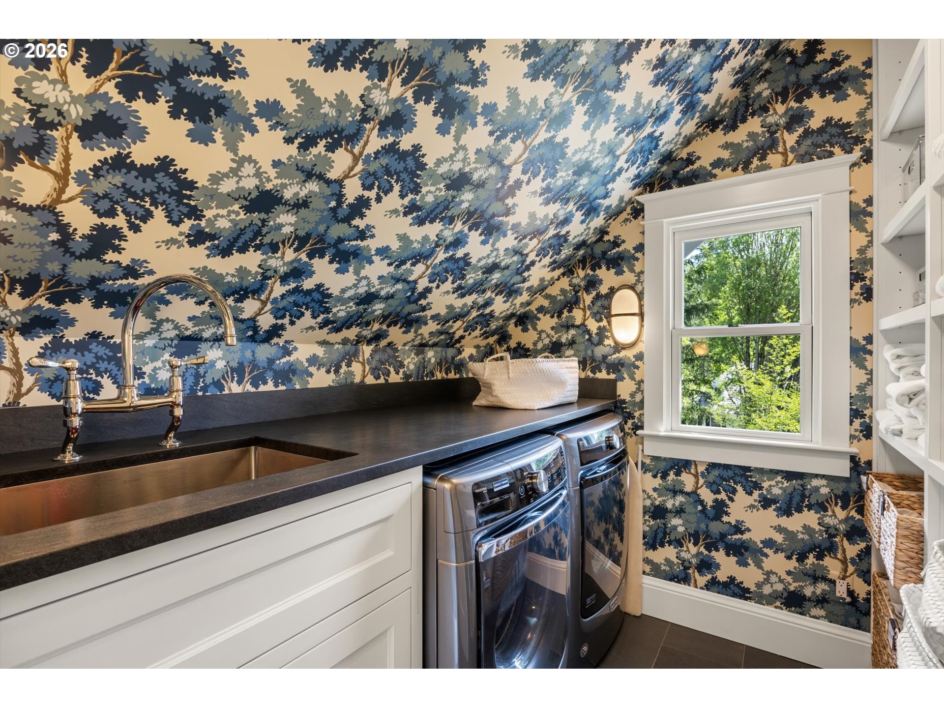 6228 Southwest Sweetbriar Court Portland, OR 97221 - Photo 29 of 47