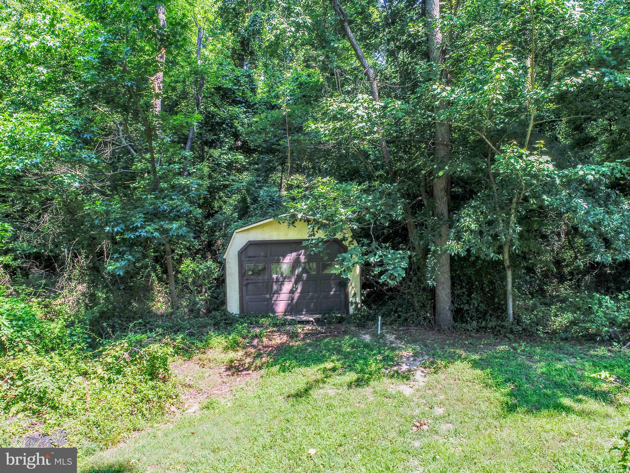 1197 Town Point Road Chesapeake City, MD 21915 - Photo 2 of 29 Shed in backyard