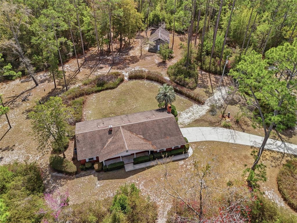 129 Southwest Benz Way Lake City, FL 32024 - Photo 28 of 30 an aerial view of a house with yard
