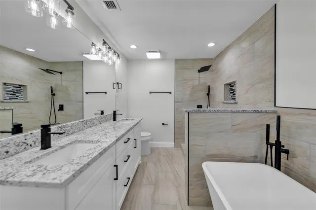 $3,900 | 313 County Road 805A, Cleburne, TX 76031