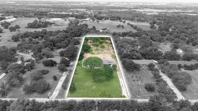 $3,900 | 313 County Road 805A, Cleburne, TX 76031