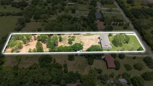 $3,900 | 313 County Road 805A, Cleburne, TX 76031