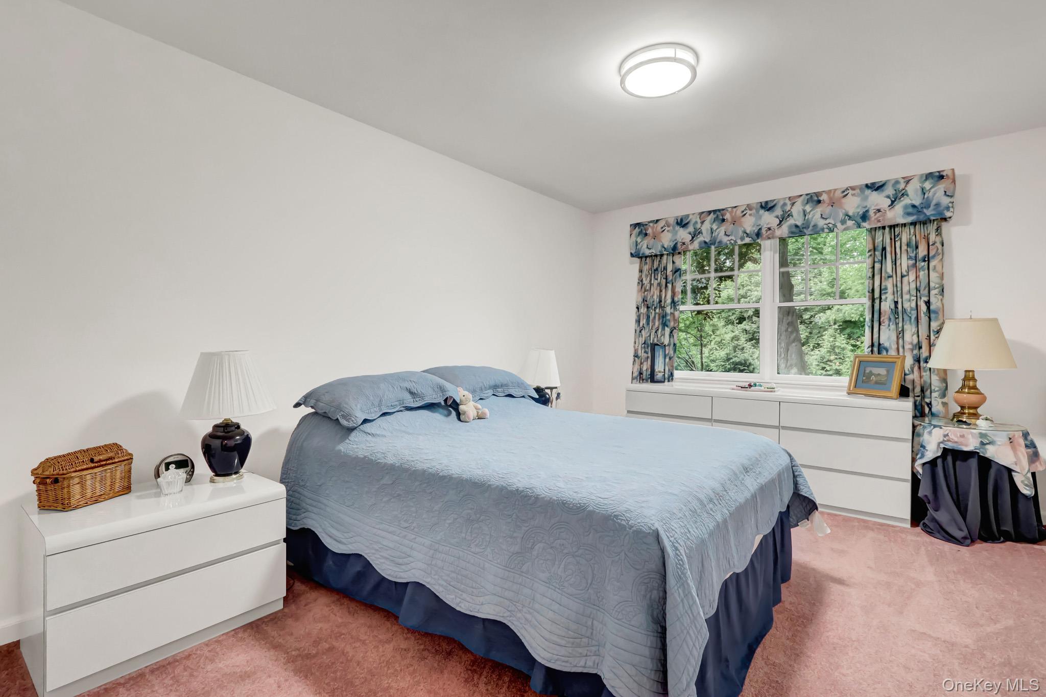 71 Dyke Road Setauket, NY 11733 - Photo 25 of 47