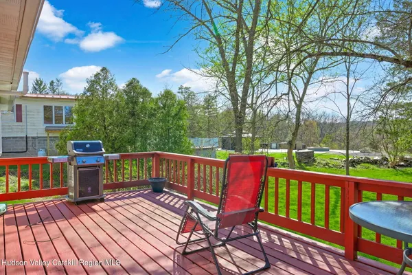 $435,000 | 538 Mountain View Avenue, Hurley, NY 12443