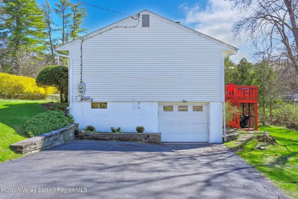 $435,000 | 538 Mountain View Avenue, Hurley, NY 12443