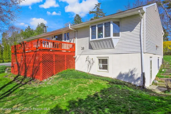 $435,000 | 538 Mountain View Avenue, Hurley, NY 12443