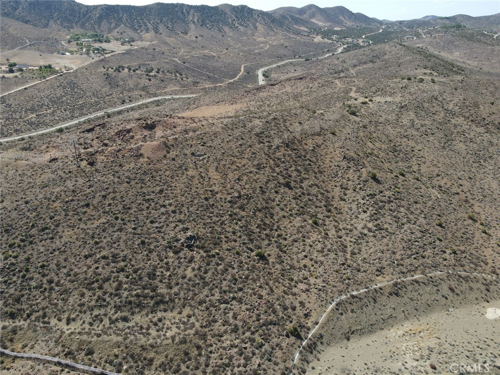 0 Eager Road Acton, CA 93510 - Photo 4 of 12 a view of a dry yard with mountains