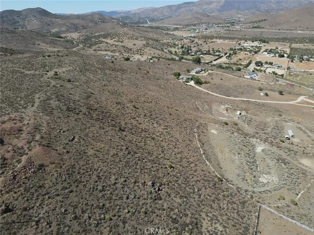 a view of city view and mountain view
