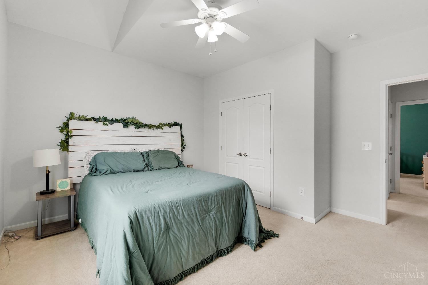 681 Hyacinth Road Cincinnati, OH 45245 - Photo 21 of 35 Gallery Image 21