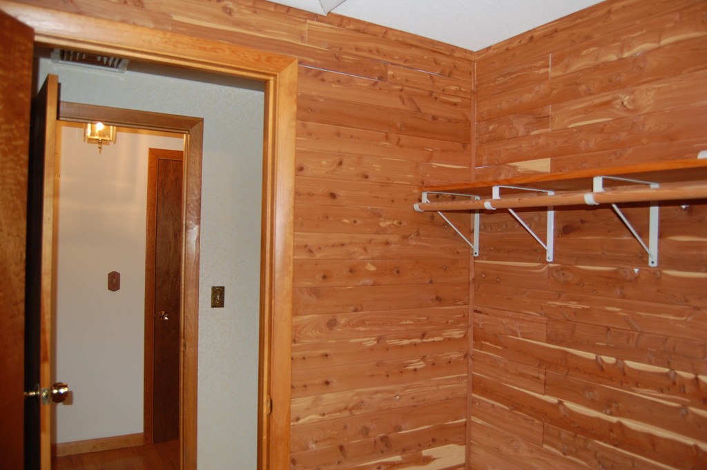231 Merrimac Avenue Springfield, MA 01104 - Photo 22 of 30 Gallery Image 22
