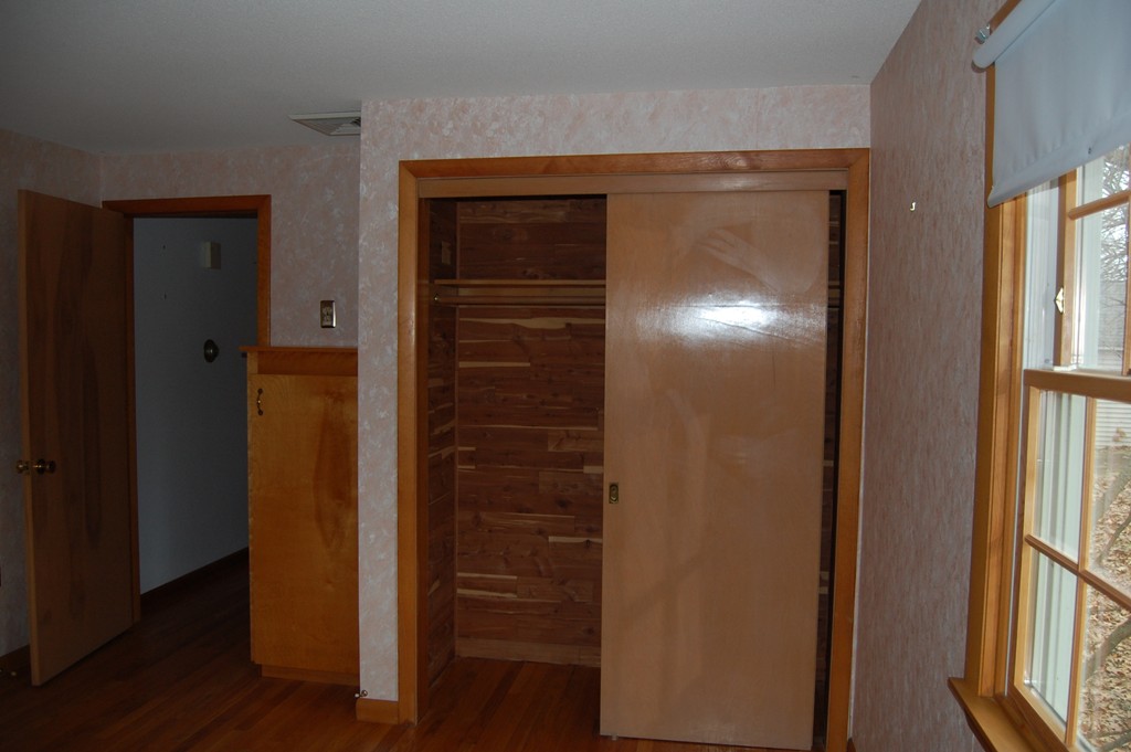 231 Merrimac Avenue Springfield, MA 01104 - Photo 8 of 30 Gallery Image 8