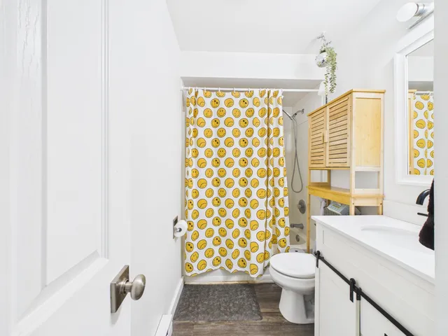 $305,000 | 807 West Gruenwald Avenue, Oshkosh, WI 54901