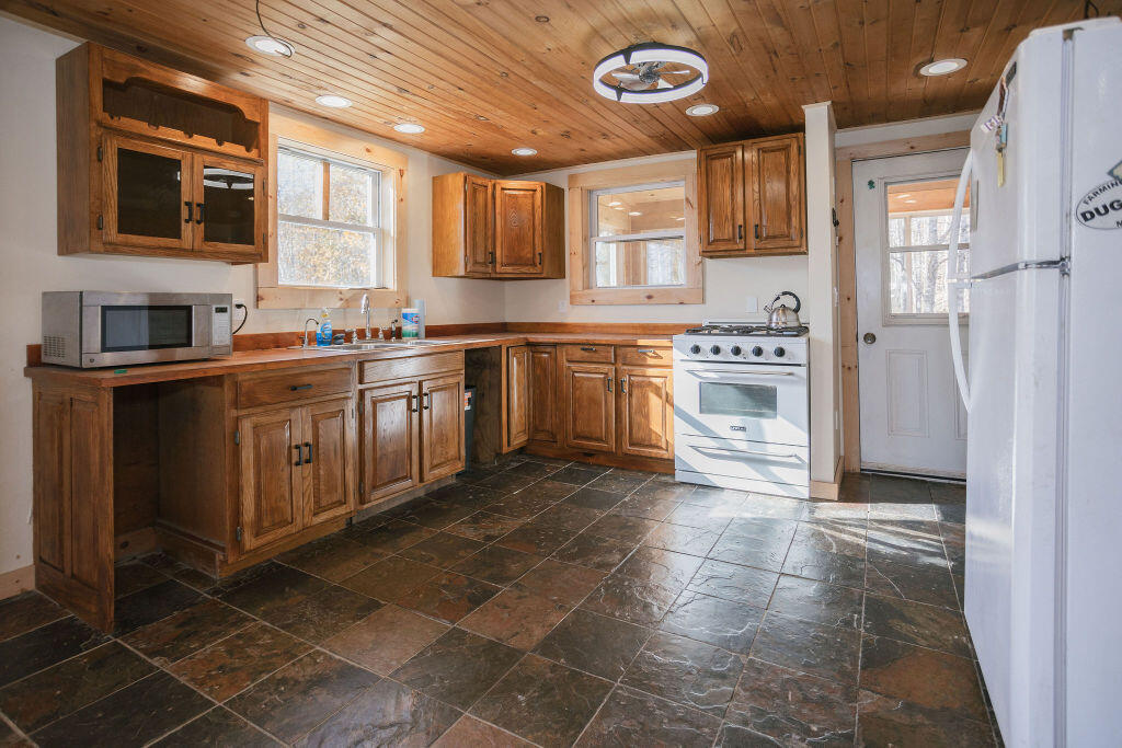449 Adams Road Chesterville, ME 04938 - Photo 7 of 50 taylor-kaminsky-photo-8