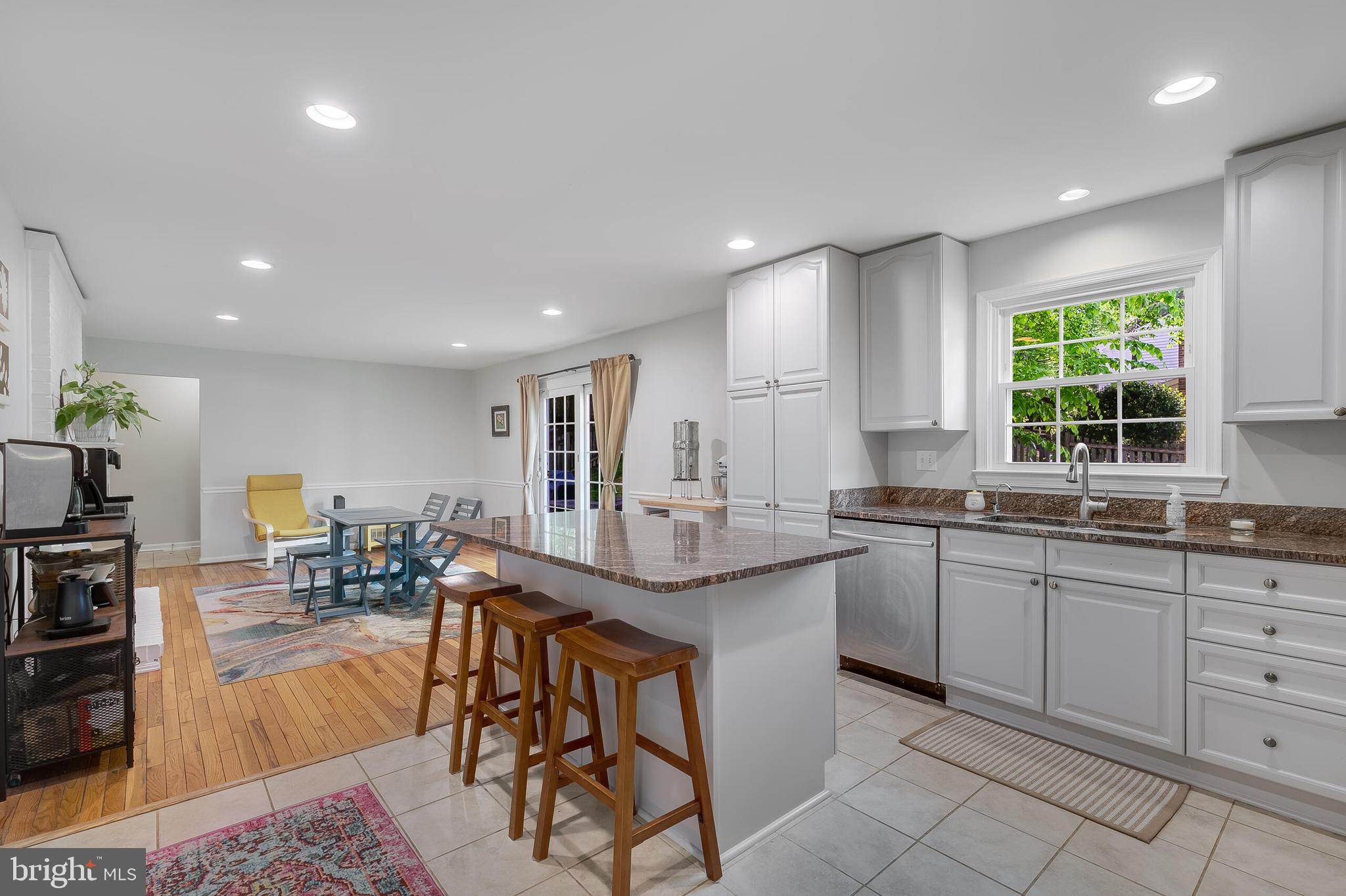 8407 Gambrill Lane Springfield, VA 22153 - Photo 11 of 42