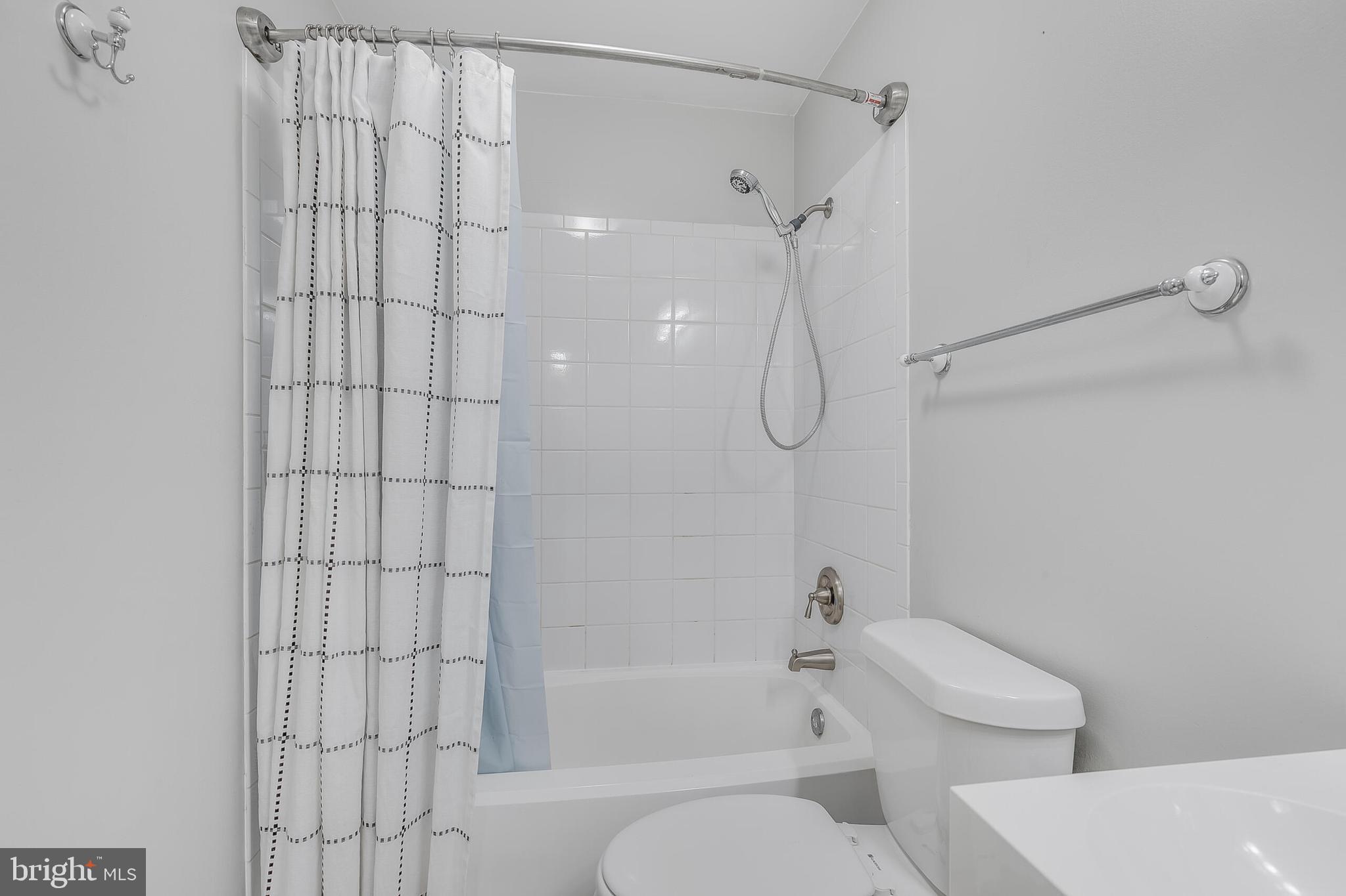 8407 Gambrill Lane Springfield, VA 22153 - Photo 26 of 42