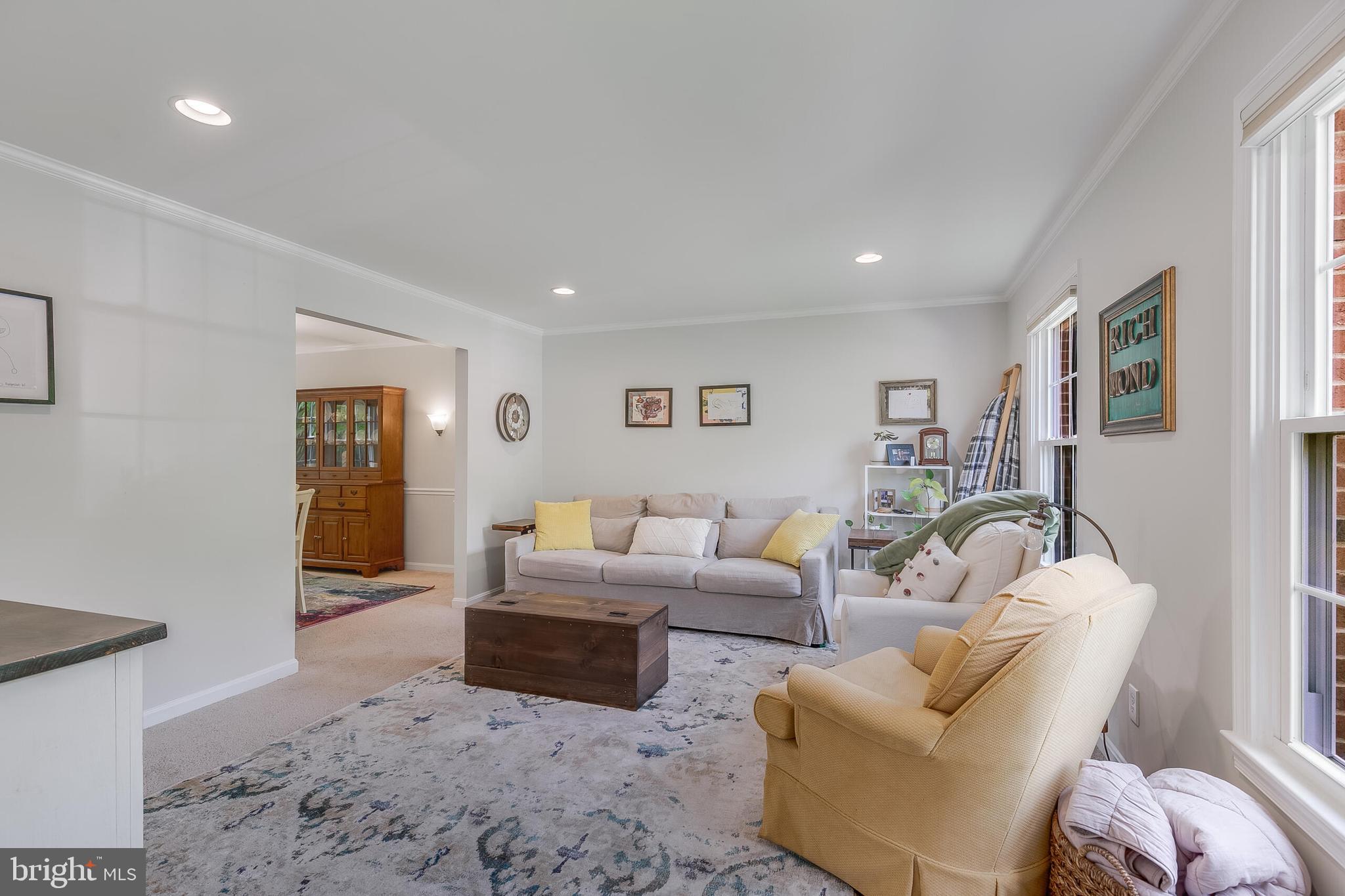 8407 Gambrill Lane Springfield, VA 22153 - Photo 5 of 42