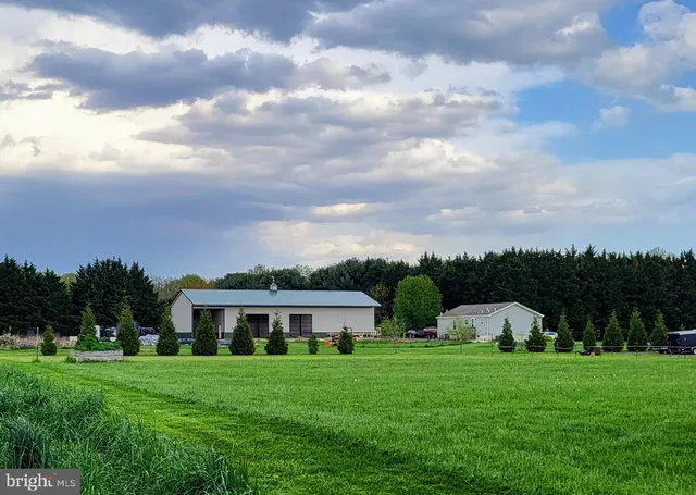 $765,000 | 679 Oak Hill School Road, Townsend, DE 19734