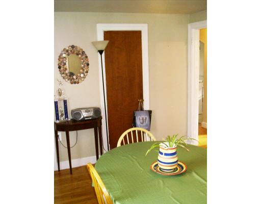 9 Hayes Road Salem, MA 01970 - Photo 3 of 6