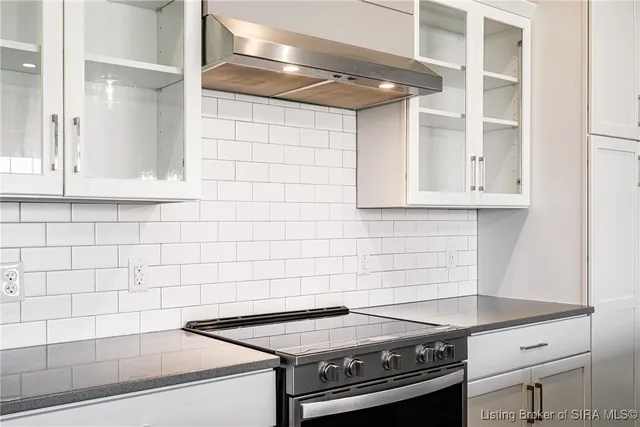 $275,000 | 218 Mulberry Street, Jeffersonville, IN 47130