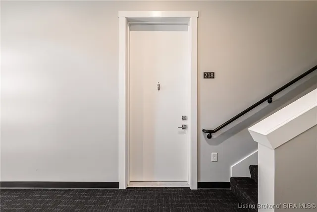 $275,000 | 218 Mulberry Street, Jeffersonville, IN 47130