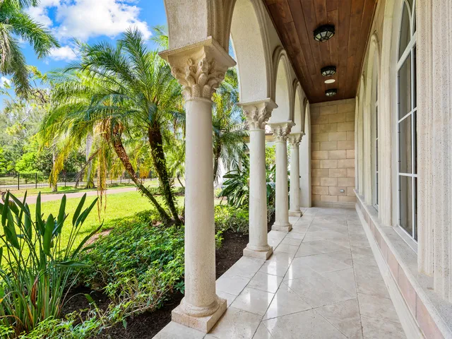 $5,900,000 | 8800 Northwest 68th Court, Parkland, FL 33067