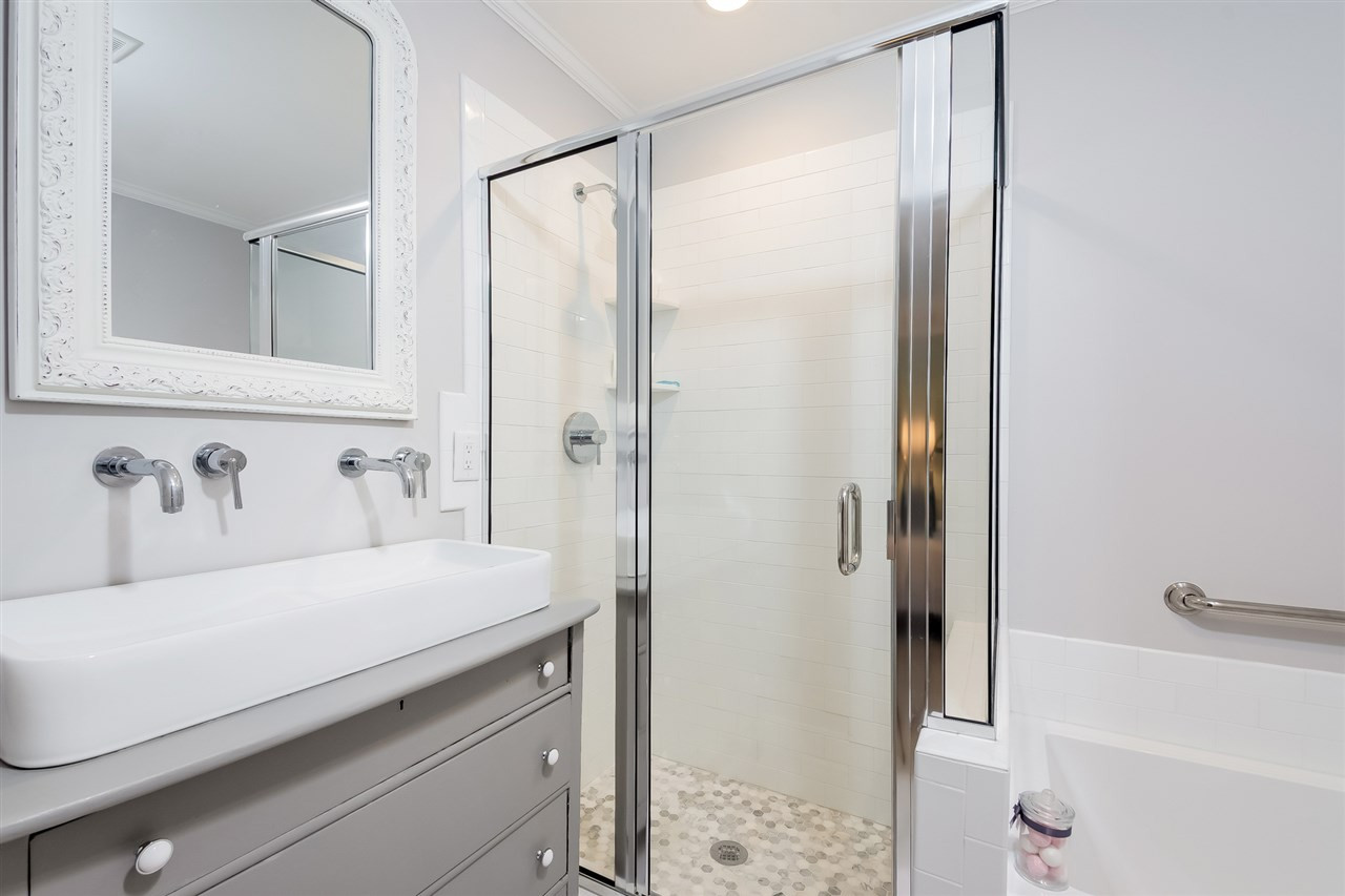 5908 Caledonia Street Raleigh, NC 27609 - Photo 17 of 25 Photo 17